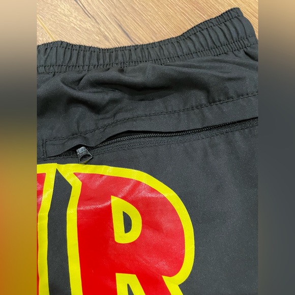 BAPE shorts size L - Picture 3 of 7